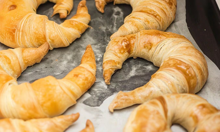 Medialunas de grasa caseras: la receta con pocos ingredientes y sin complicaciones que no falla Medialunas de grasa caseras: la receta con pocos ingredientes y sin complicaciones que no falla