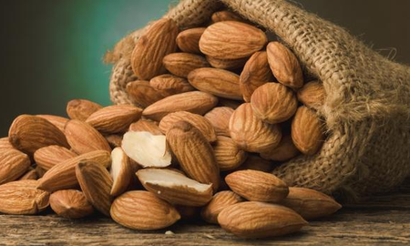 Cómo aprovechar las almendras: tres recetas super fáciles Cómo aprovechar las almendras: tres recetas super fáciles