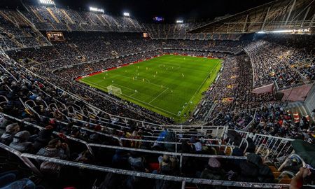 Un poderoso equipo de Europa fue puesto a la venta mientras lucha por la permanencia Un poderoso equipo de Europa fue puesto a la venta mientras lucha por la permanencia
