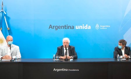 Ginés González García fue procesado en la causa del Vacunatorio Vip. Ginés González García fue procesado en la causa del Vacunatorio Vip.