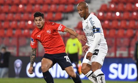 independiente sucumbio frente a santos y quedo eliminado independiente sucumbio frente a santos y quedo eliminado