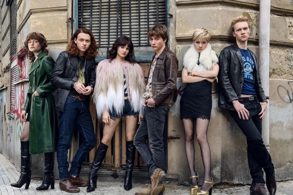 Desde el sofá recomienda series imperdibles de abril en Netflix