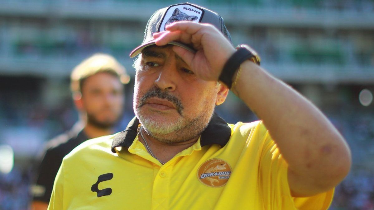 Maradona pidió por la aparición de Sala