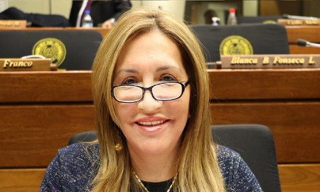 Hallaron el cuerpo de una senadora de Paraguay en un lago: investigan si fue un accidente Hallaron el cuerpo de una senadora de Paraguay en un lago: investigan si fue un accidente