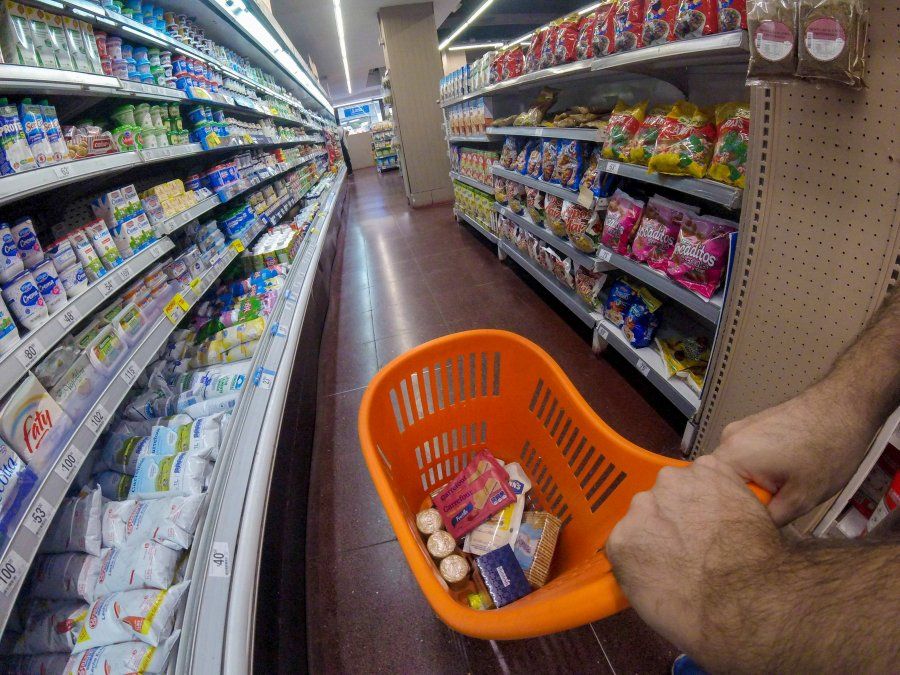 El Gobierno no tiene un plan antiinflacionario. Tras una inflación del primer trimestre superior al 10%, se esfumó la posibilidad de alcanzar la meta del 29% anual.