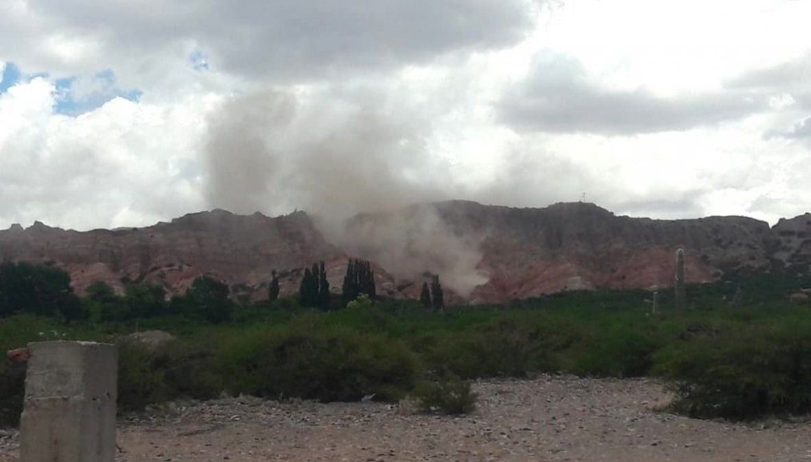 Hubo importantes deslizamientos de tierra.