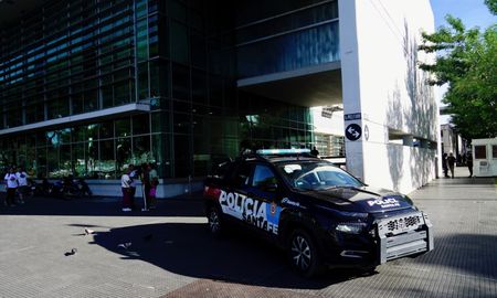 El hombre había sido trasladado al HECA de Rosario, donde se confirmó su deceso. El hombre había sido trasladado al HECA de Rosario, donde se confirmó su deceso.