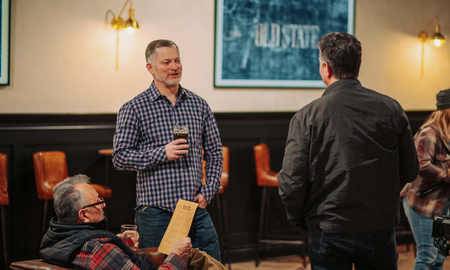 Un bar de Idaho se opone a la tendencia y promueve junio como el “Mes de la genialidad heterosexual” en lugar de celebrar el Orgullo. Un bar de Idaho se opone a la tendencia y promueve junio como el “Mes de la genialidad heterosexual” en lugar de celebrar el Orgullo.