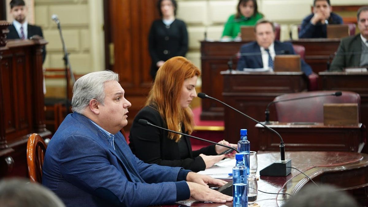 Lionella Cattalini también se suma a los proyectos presentados, y fue quien convoco a la audiencia pública con las autoridades del MPA.