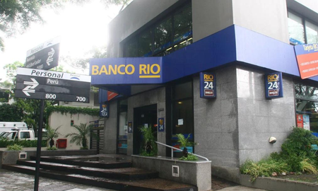 El robo al banco Río de Acasusso fue en enero de 2006. El robo al banco Río de Acasusso fue en enero de 2006.