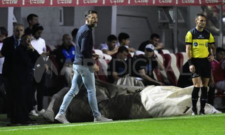 El Kily González licenció al plantel de Unión tras la derrota por Copa Argentina: ¿cuándo vuelven? El Kily González licenció al plantel de Unión tras la derrota por Copa Argentina: ¿cuándo vuelven?