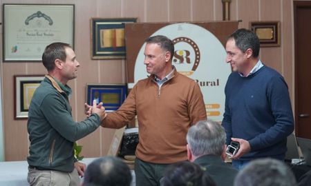 La primera etapa del plan provincial alcanzará 1,2 millones de hectáreas y beneficiará a 51 distritos del centro santafesino. La primera etapa del plan provincial alcanzará 1,2 millones de hectáreas y beneficiará a 51 distritos del centro santafesino.