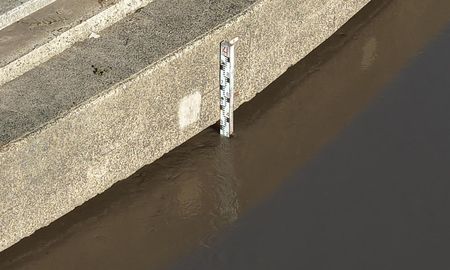 En la estación telemétrica de Recreo el nivel bajó 10 centímetros, mientras que en el Arroyo Cululú la disminución fue de 15 centímetros. En la estación telemétrica de Recreo el nivel bajó 10 centímetros, mientras que en el Arroyo Cululú la disminución fue de 15 centímetros.