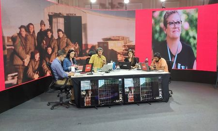 Silvia Barrera, la mujer más condecorada de la historia de las Fuerzas Armadas, habló este lunes en AIRE sobre los días que pasó en el buque ARA Almirante Irízar durante la guerra de Malvinas. Silvia Barrera, la mujer más condecorada de la historia de las Fuerzas Armadas, habló este lunes en AIRE sobre los días que pasó en el buque ARA Almirante Irízar durante la guerra de Malvinas.