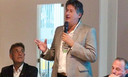 El intendente de Funes presentó y disertó sobre el Plan de Reducción de la Huella de Carbono. El intendente de Funes presentó y disertó sobre el Plan de Reducción de la Huella de Carbono.