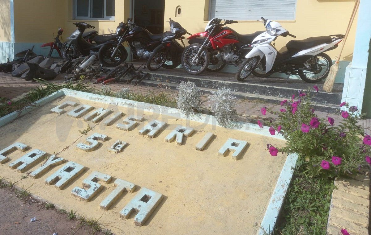 Por la causa se hicieron allanamientos y se recuperaron motos que habían sido denunciadas como robadas en Santa Fe. Por la causa se hicieron allanamientos y se recuperaron motos que habían sido denunciadas como robadas en Santa Fe.