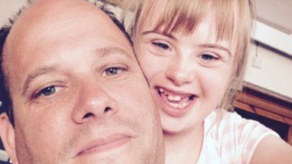 Se burlan del vídeo de su hija con Síndrome de Down y recibe contundentes muestras de apoyo