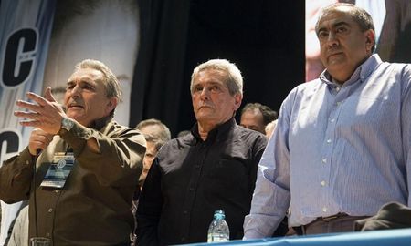 en la reunion con el gobierno la cgt pedira reapertura de paritarias en la reunion con el gobierno la cgt pedira reapertura de paritarias