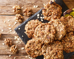 La receta para hacer galletitas de banana y avena sin harina ni azúcar en pocos minutos. La receta para hacer galletitas de banana y avena sin harina ni azúcar en pocos minutos.