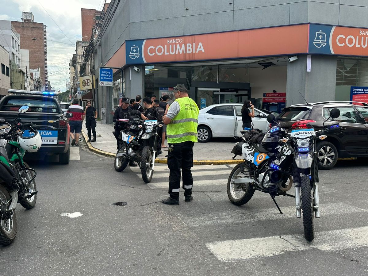 El accidente ocurrió en pleno centro de la ciudad de Santa Fe.