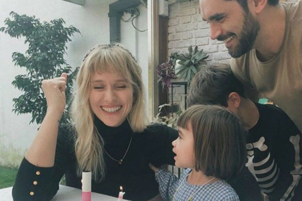 La foto del festejo de cumplea&ntilde;os de Brenda Gandini que se convirti&oacute; en meme por un detalle bizarro