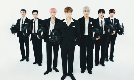 El grupo de Kpop, NCT Dream, logró que su nuevo álbum, Glitch Mode, entre en el puesto 50 del famoso top. El grupo de Kpop, NCT Dream, logró que su nuevo álbum, Glitch Mode, entre en el puesto 50 del famoso top.