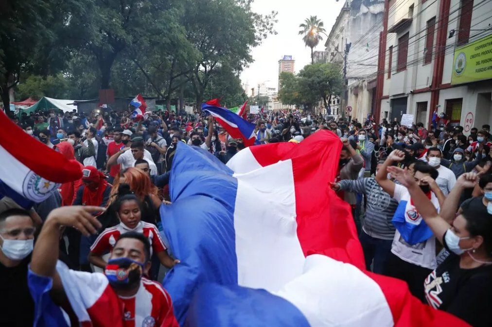 Los disturbios en Asunción terminaron ocn 27 personas detenidas que finalmente fueron liberadas.