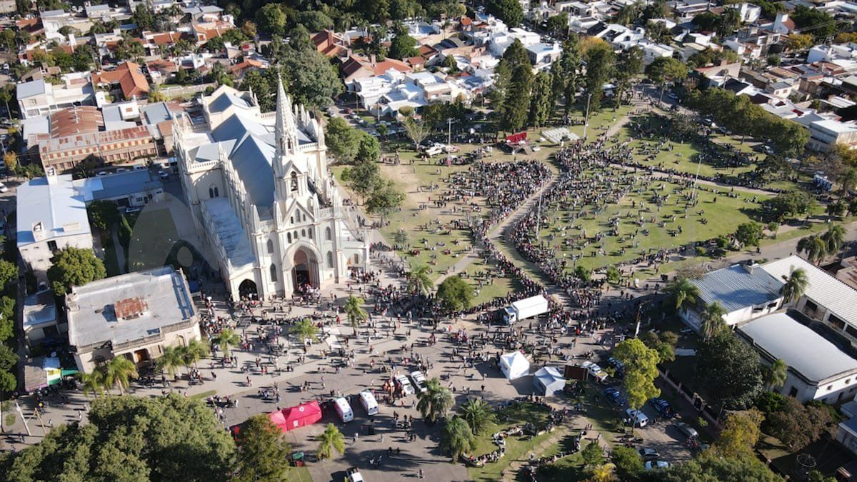 Miles de fieles celebraron la misa central de Guadalupe este domingo