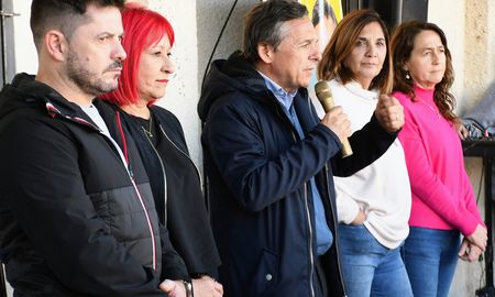 El diputado nacional electo y actual ministro de Transporte de la Nación, Diego Giuliano se encuentra de recorrida en la provincia de Santa Fe. El diputado nacional electo y actual ministro de Transporte de la Nación, Diego Giuliano se encuentra de recorrida en la provincia de Santa Fe.
