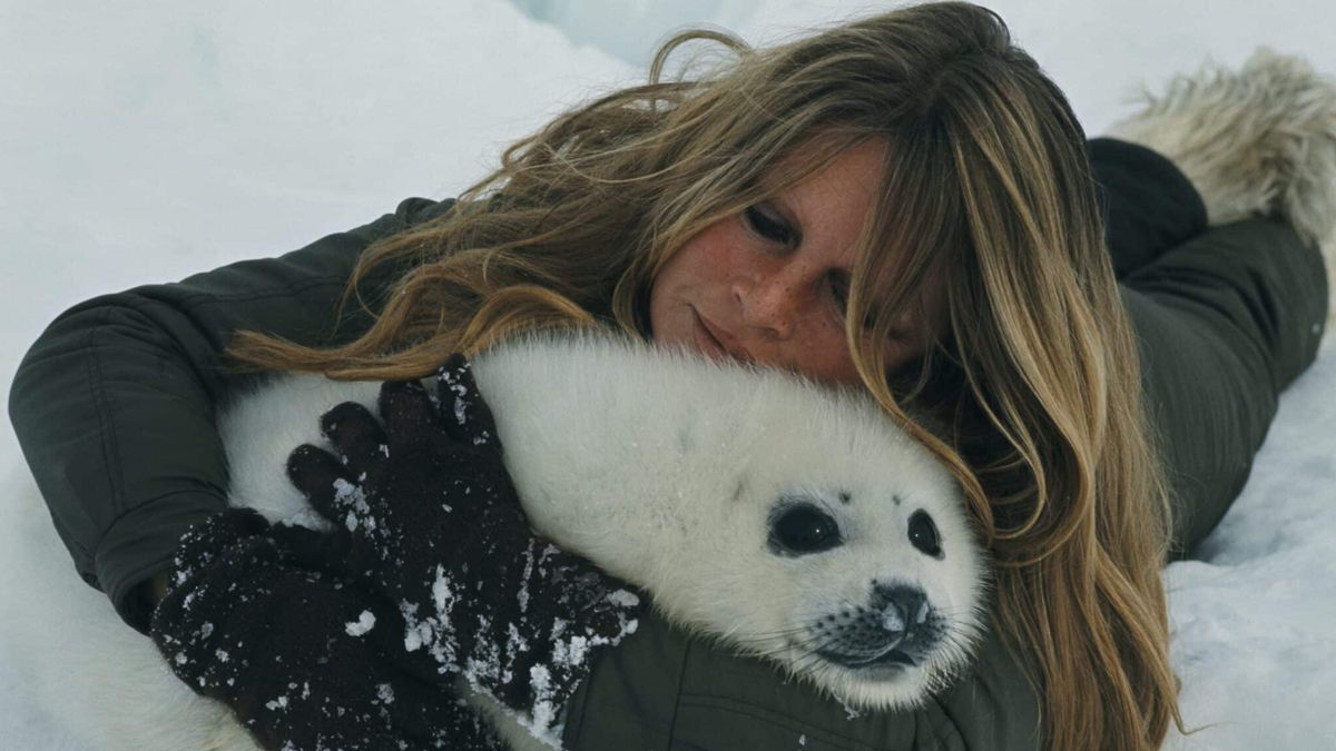 Tras dejar el cine, dedicó su vida a la defensa de los animales y a su fundación.  