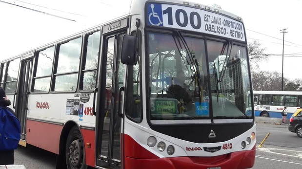 Redujeron el servicio de colectivos en AMBA un 50%: El boleto debería valer $800