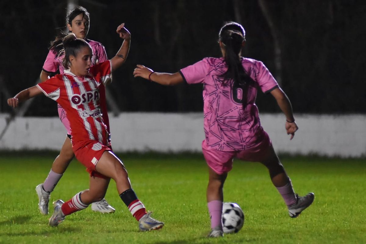 Unión goleó sin atenuantes a Arenas de Paraná. Foto: Prensa Unión. Unión goleó sin atenuantes a Arenas de Paraná. Foto: Prensa Unión.