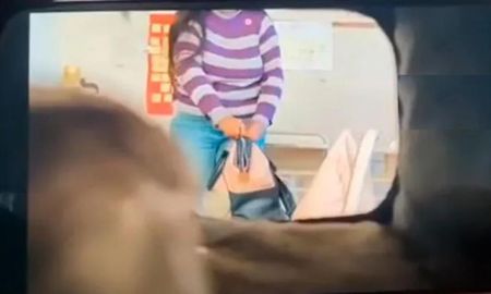 Escándalo en Victoria: denunciaron a una docente por robar dinero a sus alumnos en el aula. Escándalo en Victoria: denunciaron a una docente por robar dinero a sus alumnos en el aula.