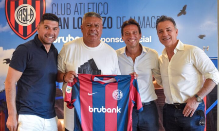 Se conoció quién asumirá como presidente de San Lorenzo tras el escándalo de Moretti, acusado de recibir coimas Se conoció quién asumirá como presidente de San Lorenzo tras el escándalo de Moretti, acusado de recibir coimas