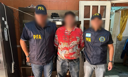Colaboró el FBI: cayó el líder de una banda que distribuía material de abuso sexual infantil Colaboró el FBI: cayó el líder de una banda que distribuía material de abuso sexual infantil
