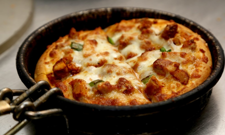 Prepará una receta innovadora y ahorrativa: pizza de pan Prepará una receta innovadora y ahorrativa: pizza de pan