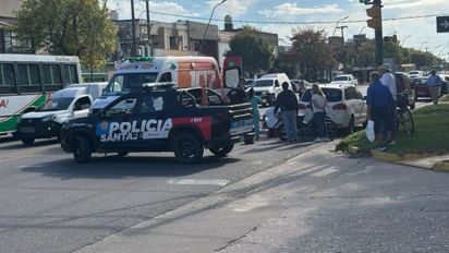 Una mujer fue atropellada por una moto en Aristóbulo del Valle y resultó herida