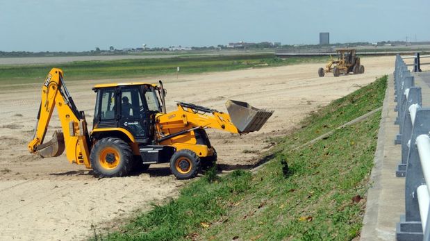 Continúa a buen ritmo la puesta a punto para habilitar las playas de la Costanera Oeste de Santa Fe.