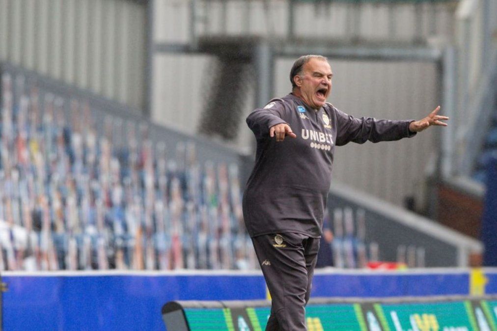 West Bromwich visita al Huddersfield y si no gana ascenderá el Leeds de Bielsa