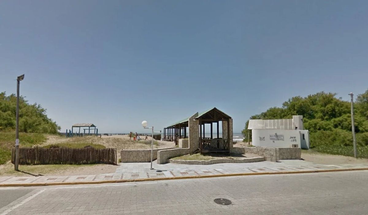 Avenida Costanera y calle 44 en Santa Teresita