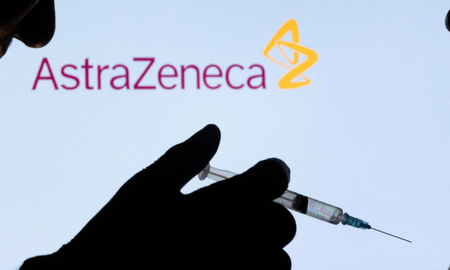 Un jubilado mendocino demanda a AstraZeneca. Un jubilado mendocino demanda a AstraZeneca.