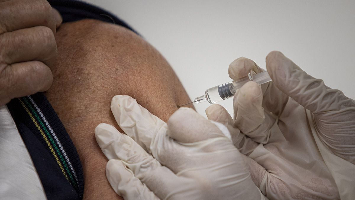 El 72% de los adultos mayores de Santa Fe ya se vacunaron contra la gripe