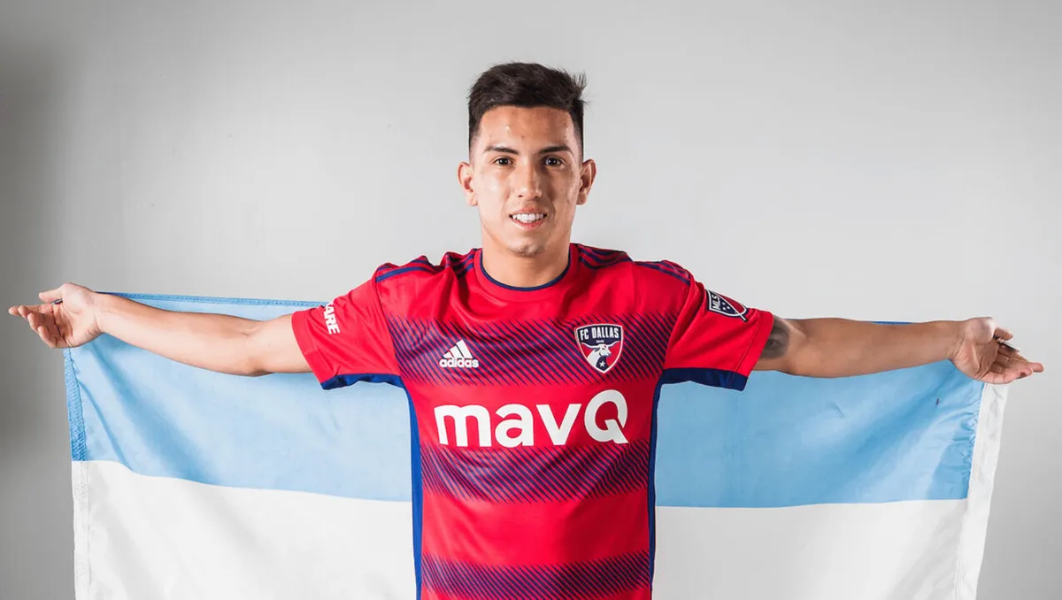 Alan Velasco es el nombre que le interesa a Boca.