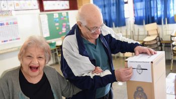 Los comicios se desarrollan con normalidad en Santa Fe y el resto del país