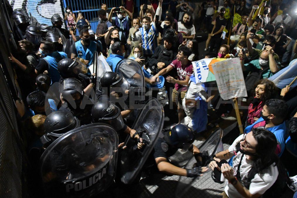 Van cuatro días seguidos de protestas y represión en Formosa.