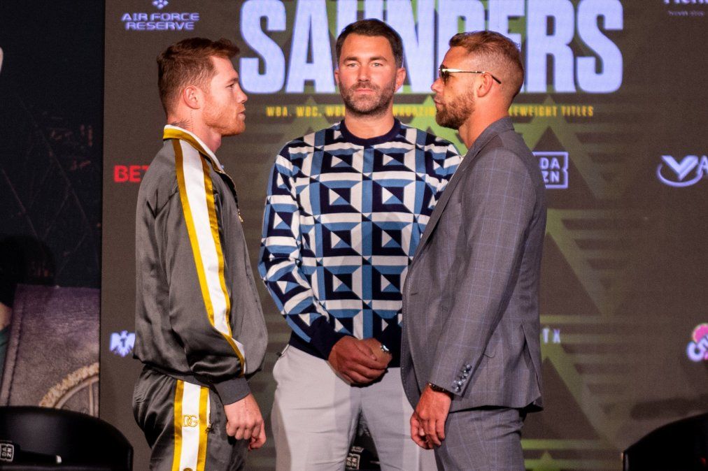 Canelo Álvarez y Billy Saunders se enfrentan este sábado ante 70.000 personas