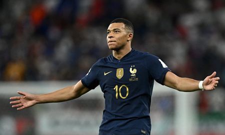 Mbappé selló el triunfo del vigente campeón con dos golazos a los 29 y 45 minutos de la segunda parte. Mbappé selló el triunfo del vigente campeón con dos golazos a los 29 y 45 minutos de la segunda parte.