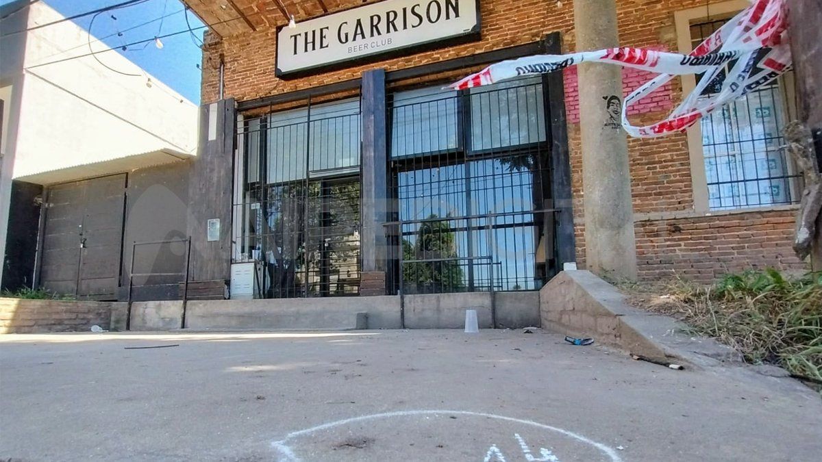 Con una máscara de Scream