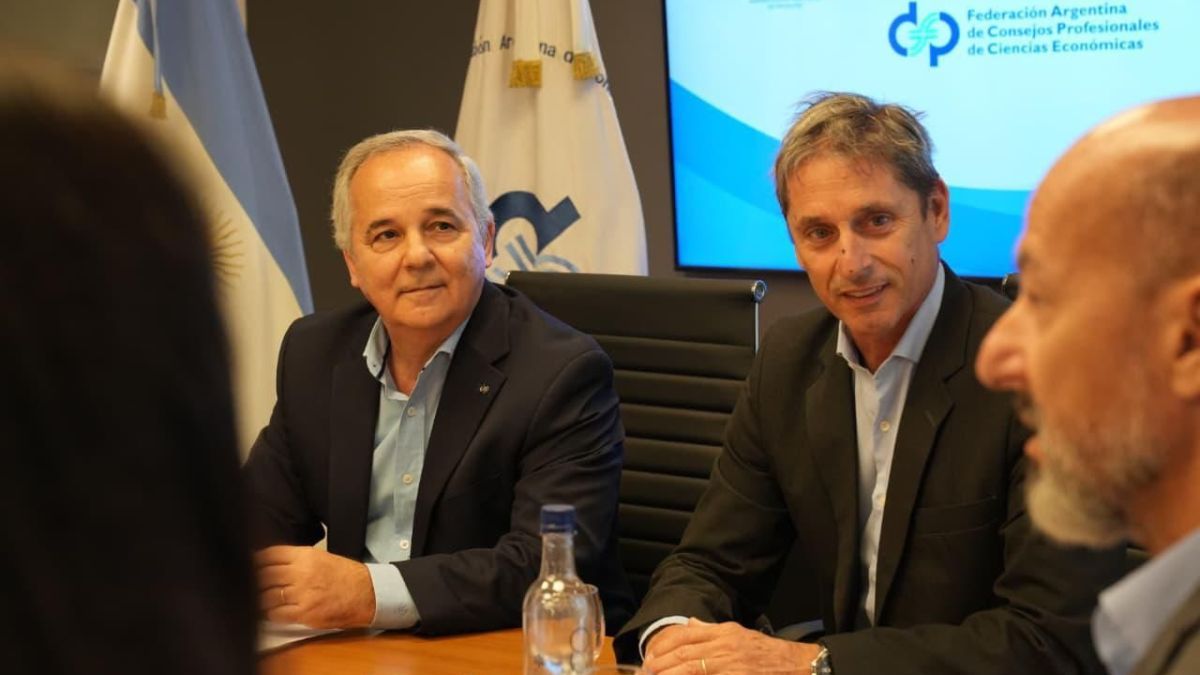 El convenio entre Santa Fe y Buenos Aires establece la devolución de los saldos de Ingresos Brutos de manera sencilla y completamente online. El convenio entre Santa Fe y Buenos Aires establece la devolución de los saldos de Ingresos Brutos de manera sencilla y completamente online.
