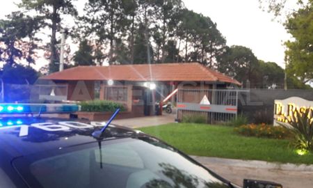 La fiesta se llevó adelante en una vivienda ubicado en Lechuzas al 200 del Country El Paso. La fiesta se llevó adelante en una vivienda ubicado en Lechuzas al 200 del Country El Paso.
